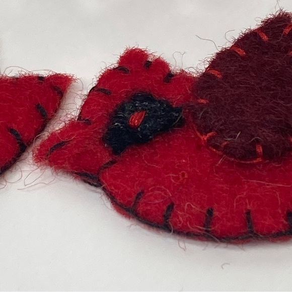 Red Cardinal Birds 100% Wool Felt 10 (2) Packs Embellishments Needle Felting - Picture 5 of 15